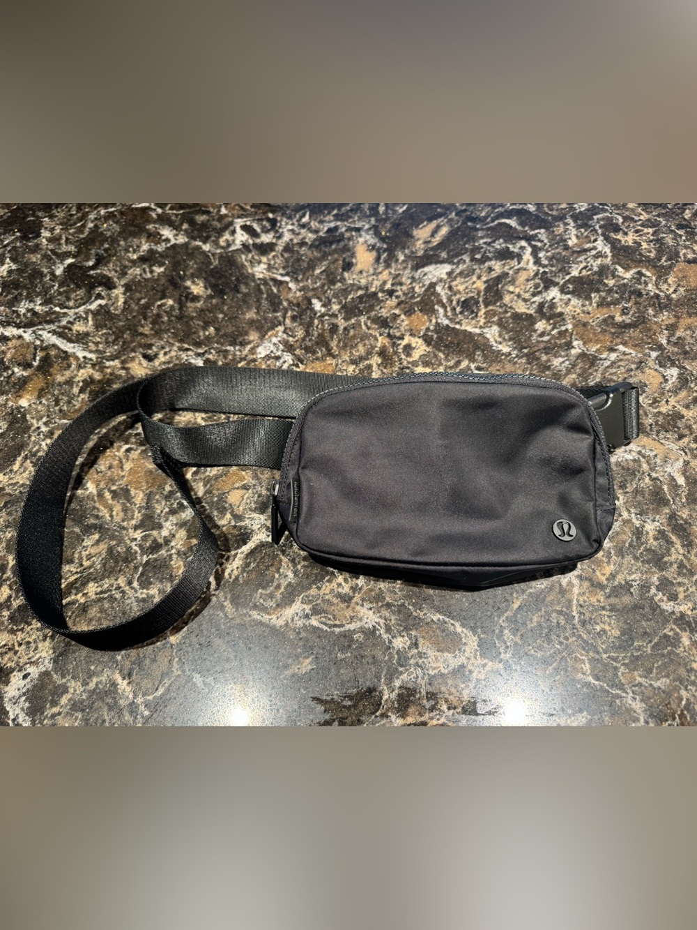 *NEW* lululemon Everywhere Belt Bag 1L